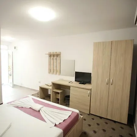 Гостевой дом Dorimar Mamaia Nord 3*